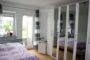 Hier legen Sie gut an! KA-Grötzingen - Schlafzimmer mit Zugang zum Balkon